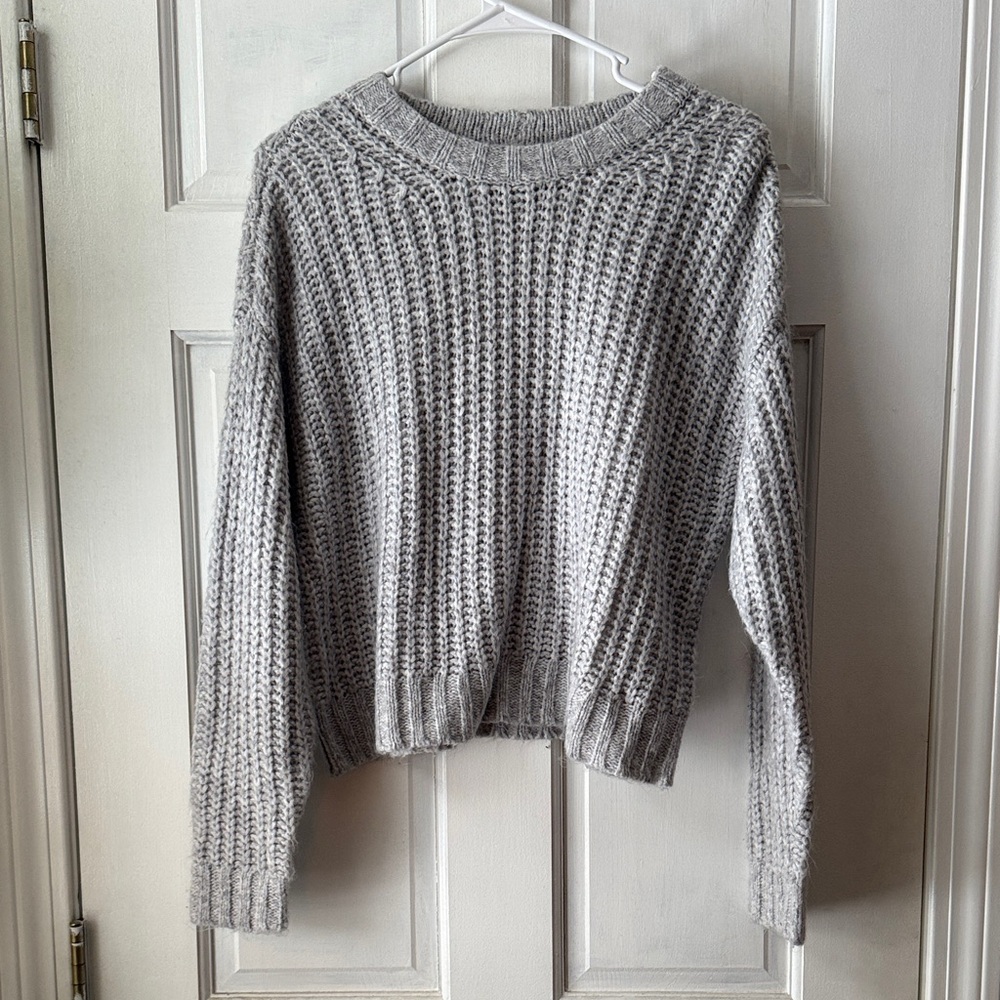 American Eagle Cropped Sweater Size Small